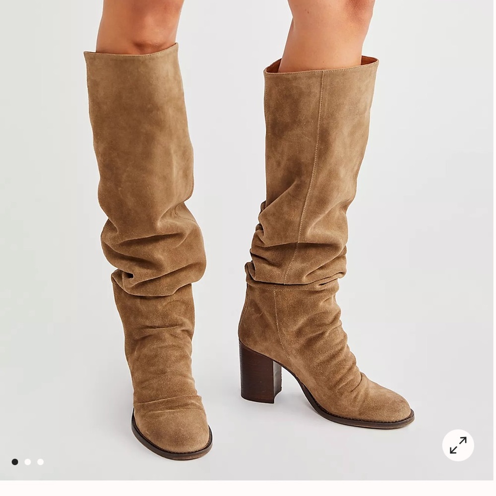 Free people shoes size says 39.5
